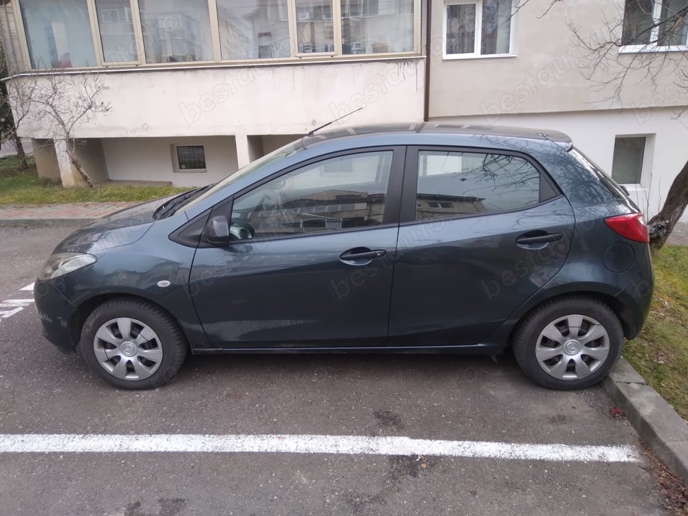 Vand Mazda 2