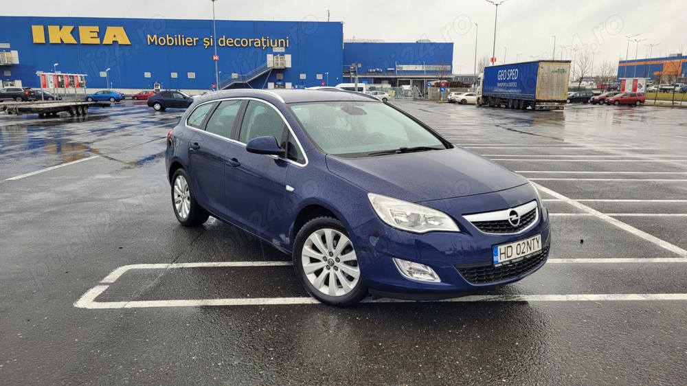 Opel Astra J 1.4i, 2012, benzina, E5, inmatriculat RO!