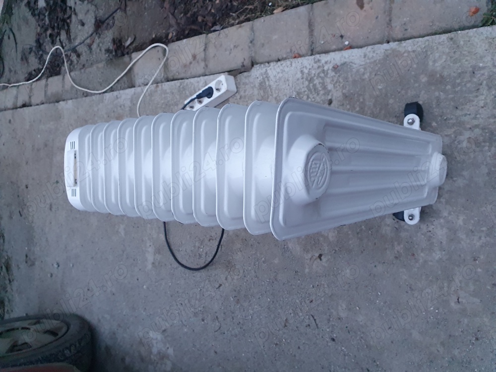 Vând Calorifer electric!