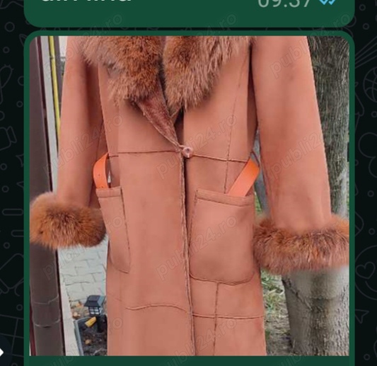 Cojoc lung nou cu blana de vulpe guler si mineci măr L