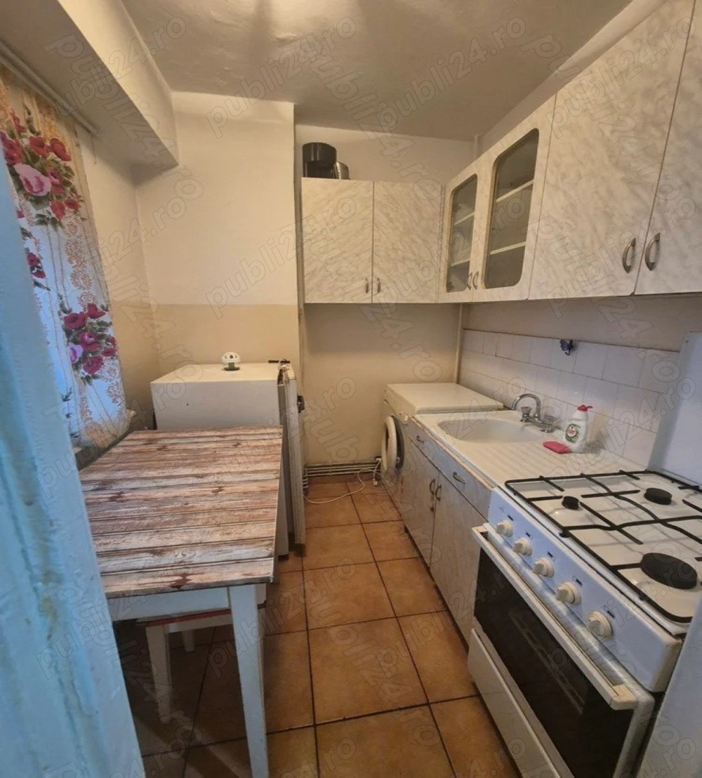 Ocazie!  Apartament 1 camera la etajul 5 din 8 zona Simion Barnutiu centrala proprie bloc 1990