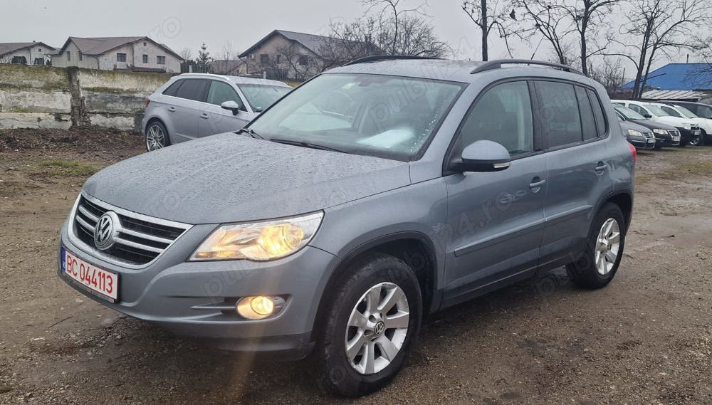 VW Tiguan 2010 - 2.0 tdi - 140 cp - Tractiune 4x4 - Panoramic - Recent adus