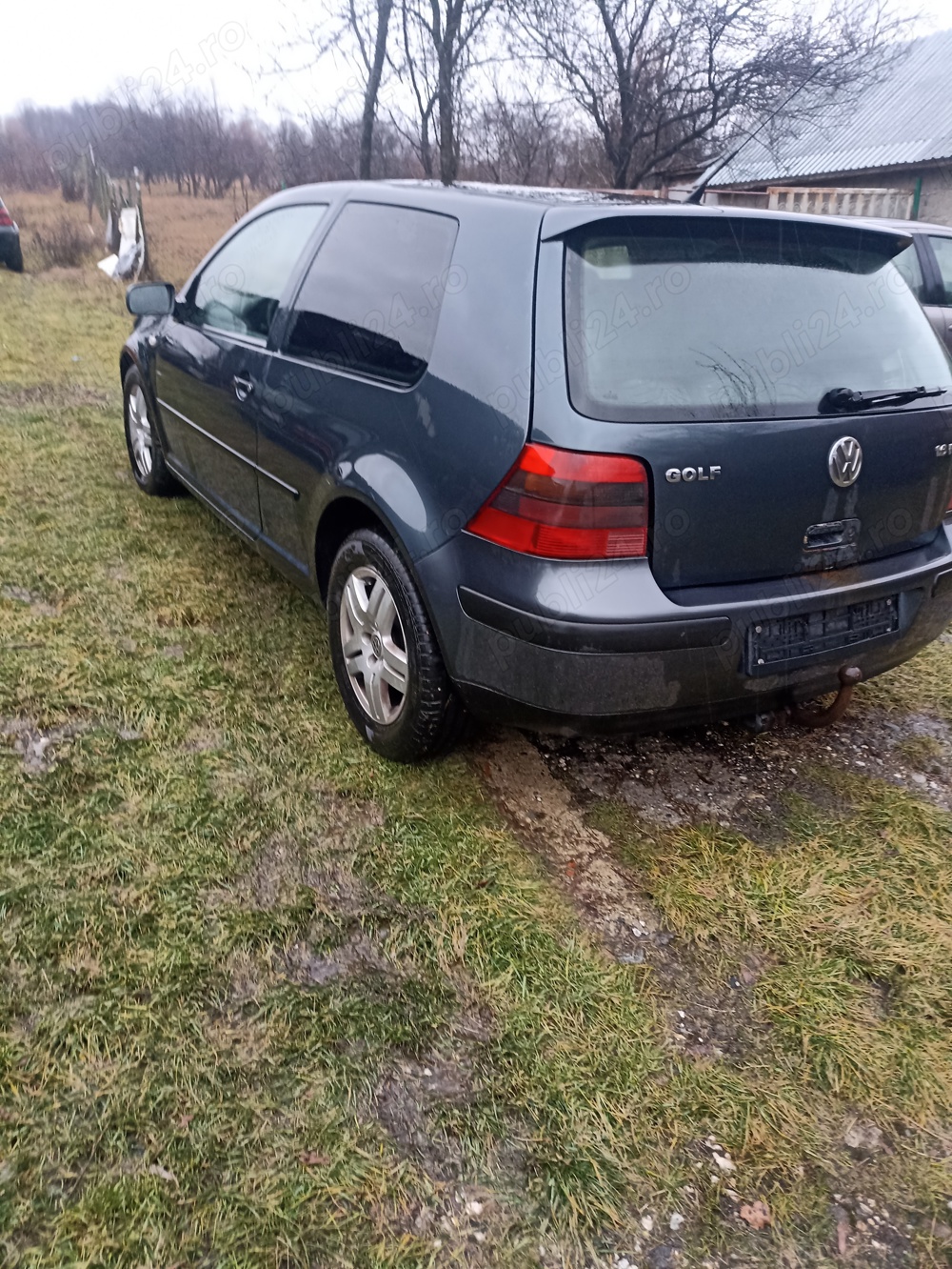 Vând sau dezmembrez vw golf 4