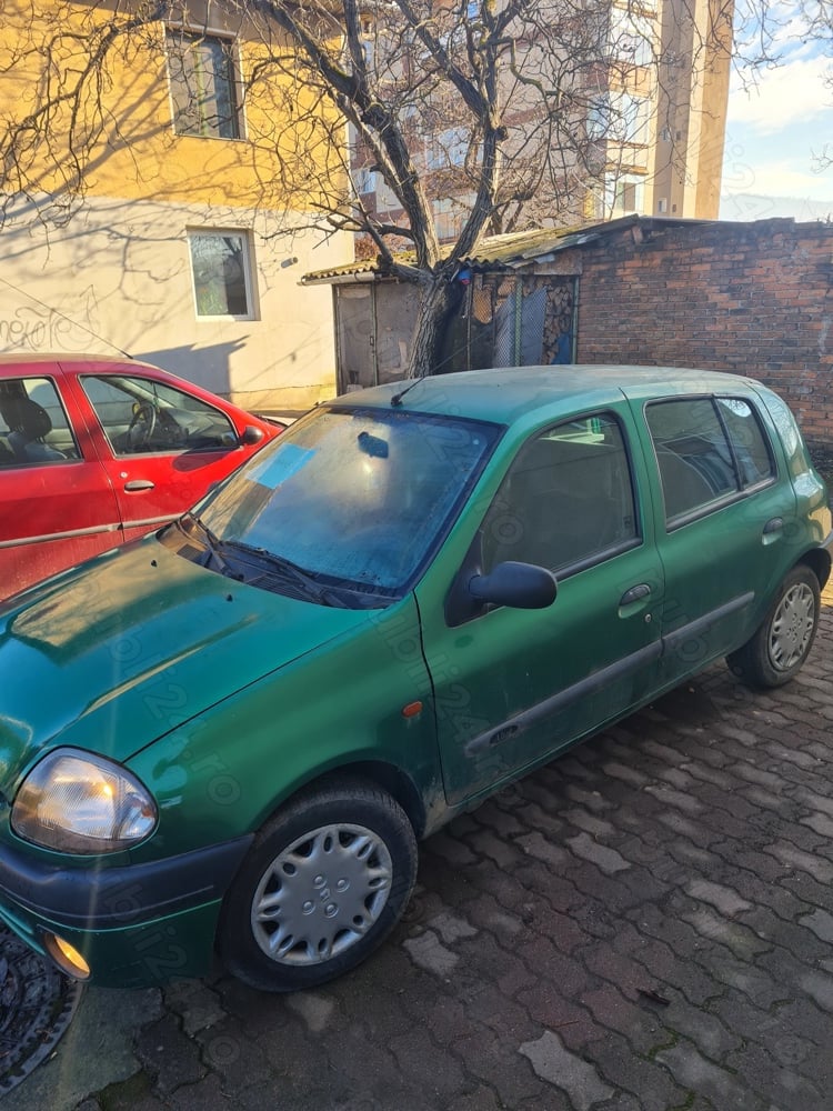 Vand Renault clio 1,9d