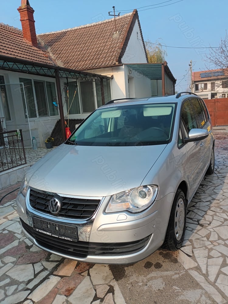 Vând vw touran 1,4 benzină