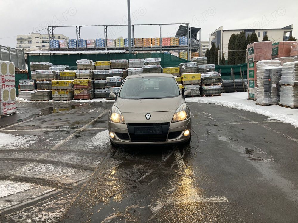 Renault Scenic 1.6 - 16V Benzină