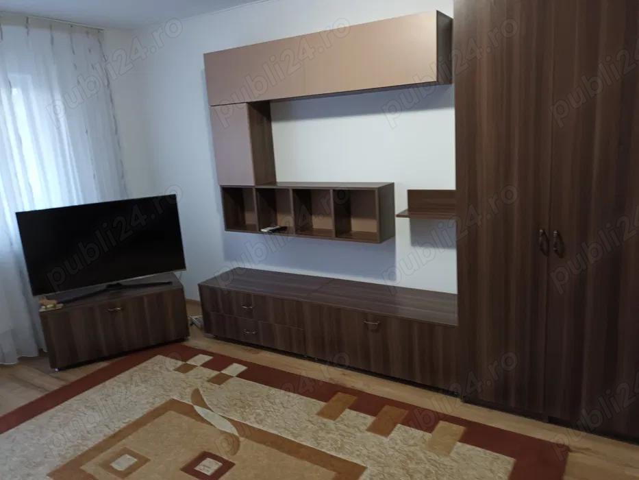 Inchiriez apartament cu doua camere Piața Gorjului