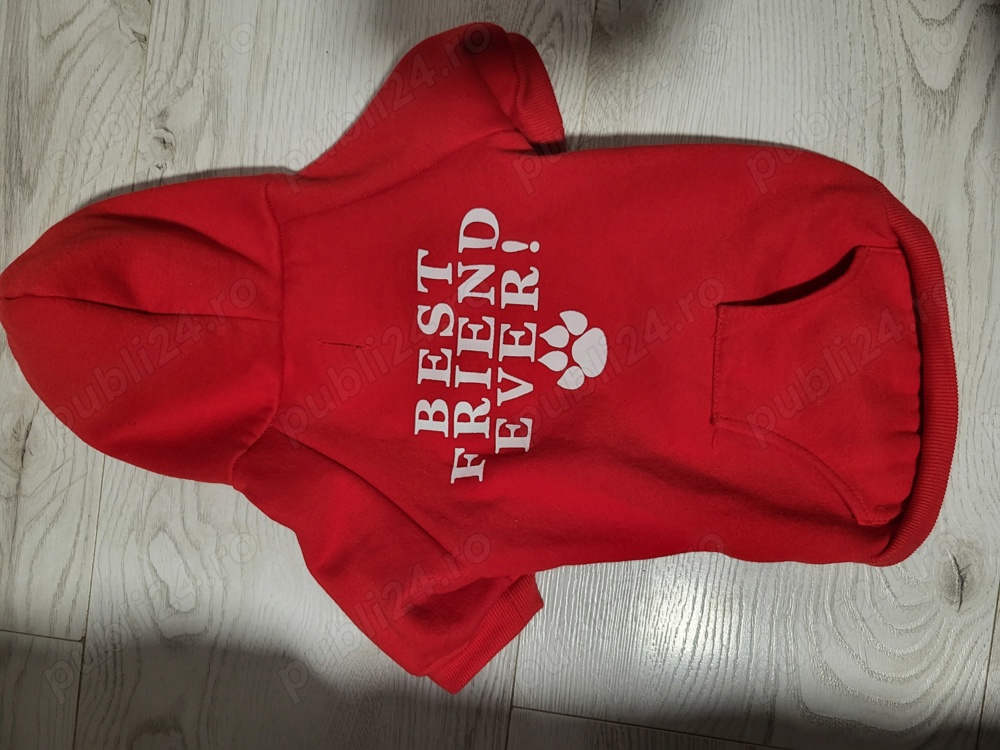 Vând hanorac cățel