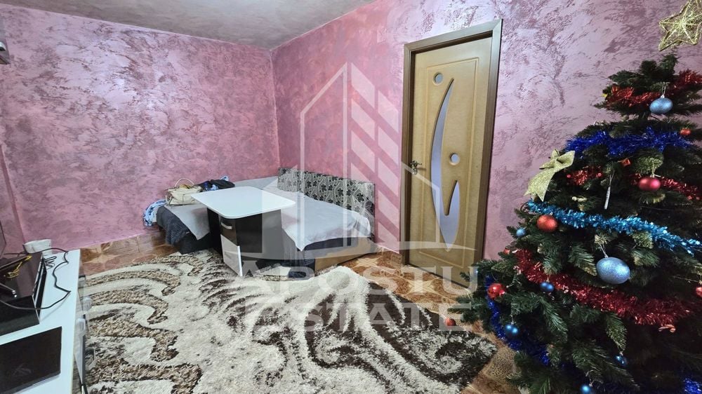 Apartament cu 2 camere, etaj intermediar, zona Dacia