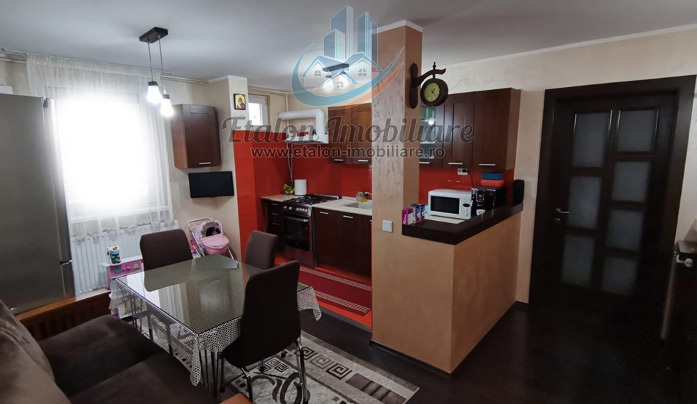 Apartament 3 camere decomandat, etaj 3, Maratei 2