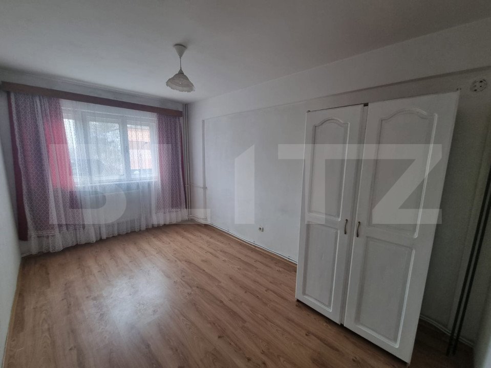 INCHIRIERE APARTAMENT 3 CAMERE, 60 MP, NEMOBILAT, ZONA 9 MAI