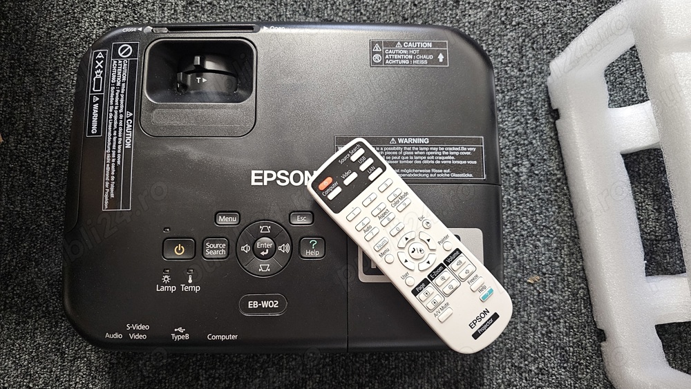 Videoproiector Epson model EB-W02