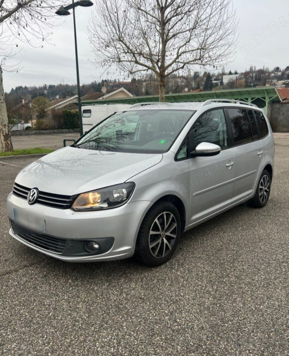 Vănd Volkswagen Touran 2012