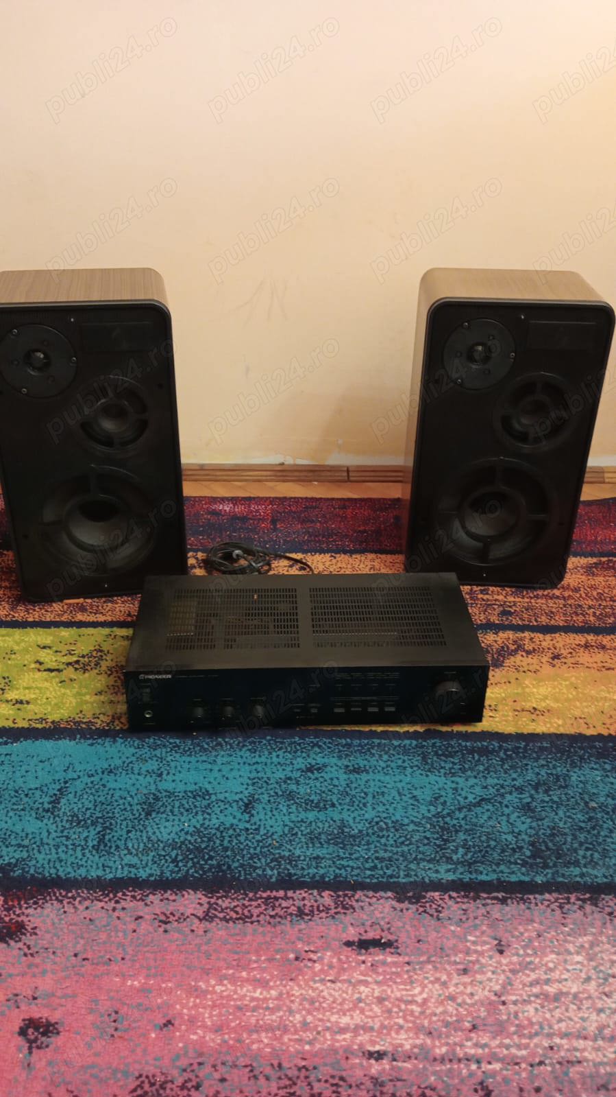 Amplificator Pioneer si boxe