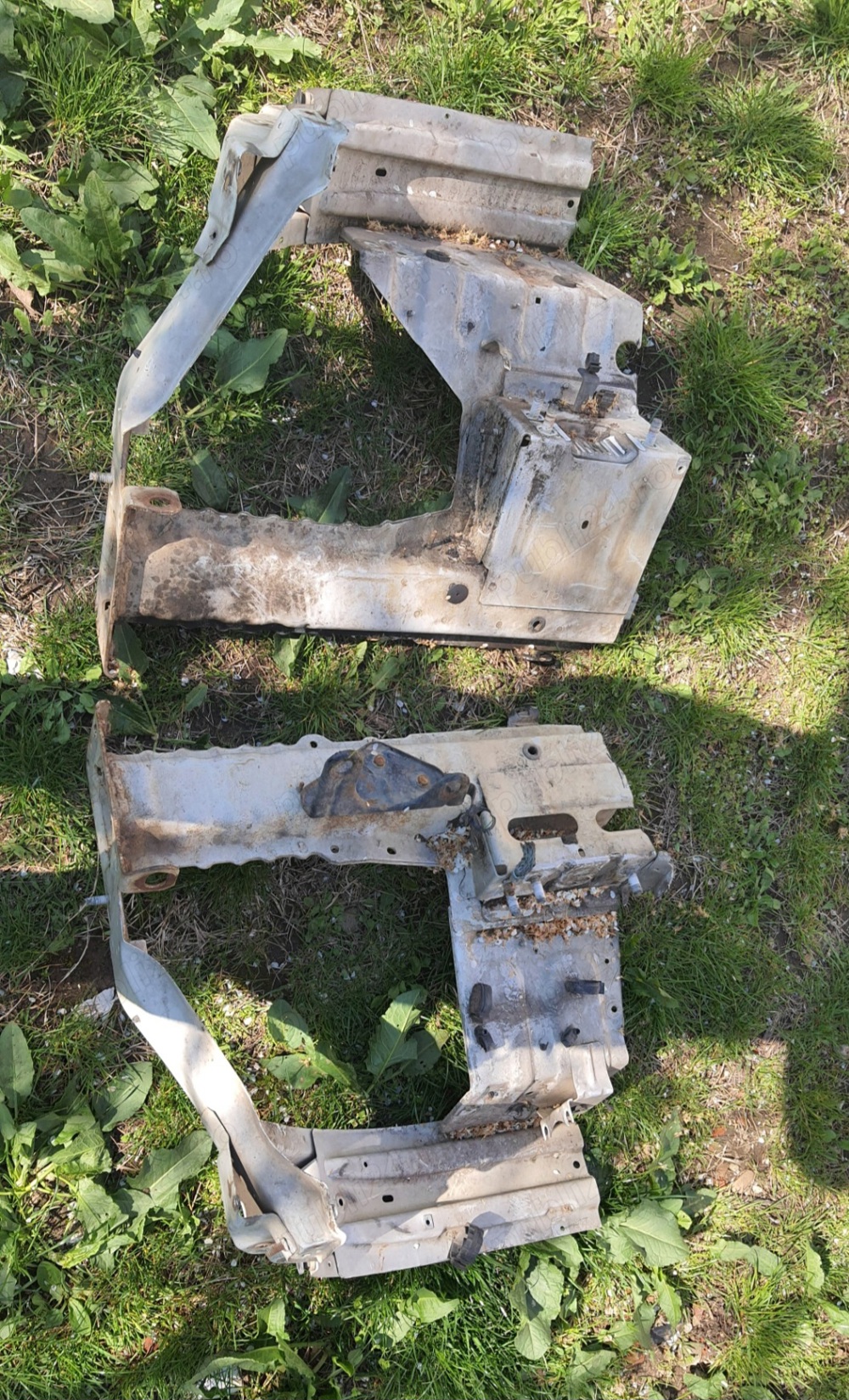 Lonjeron lonjeroane stanga dreapta Fiat Ducato/Citroen Jumper/Peugot Boxer 2006-2014 fara defecte