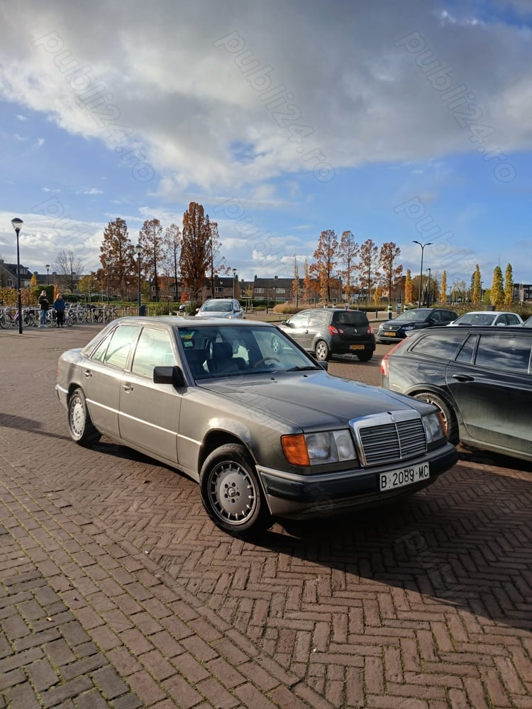 Mercedes w 124 300D