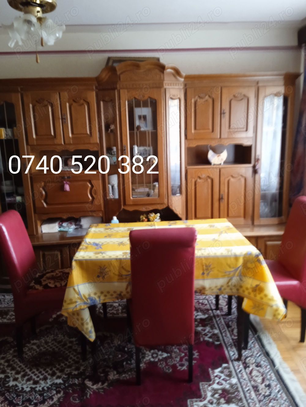 Apartament 3 camere, etaj intermediar-Resita