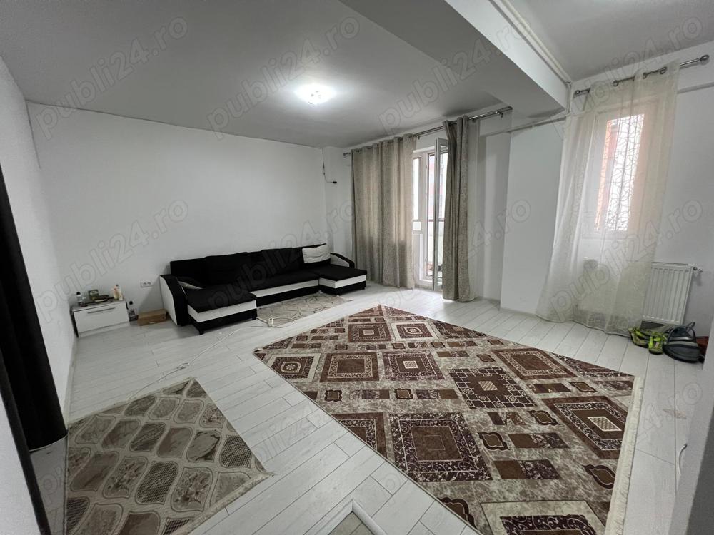 Vând apartament 2 camere militari rezidence