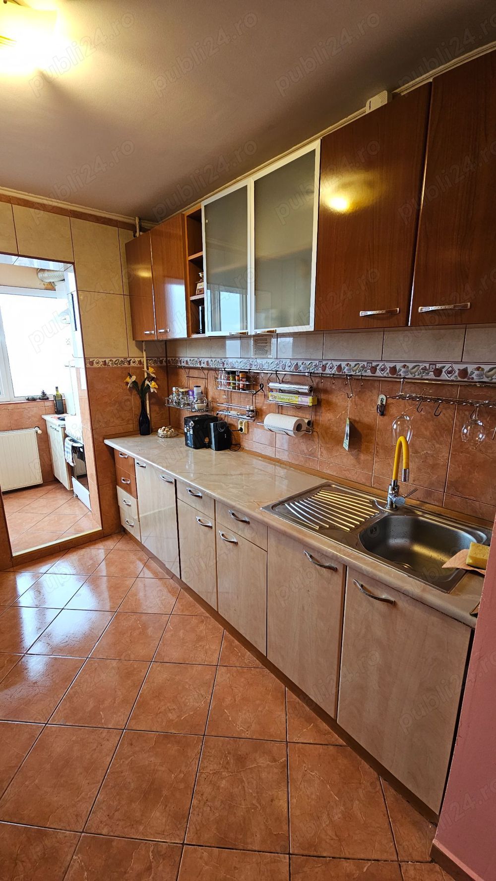 Inchiriez vand apartament 3 camere sos. salaj