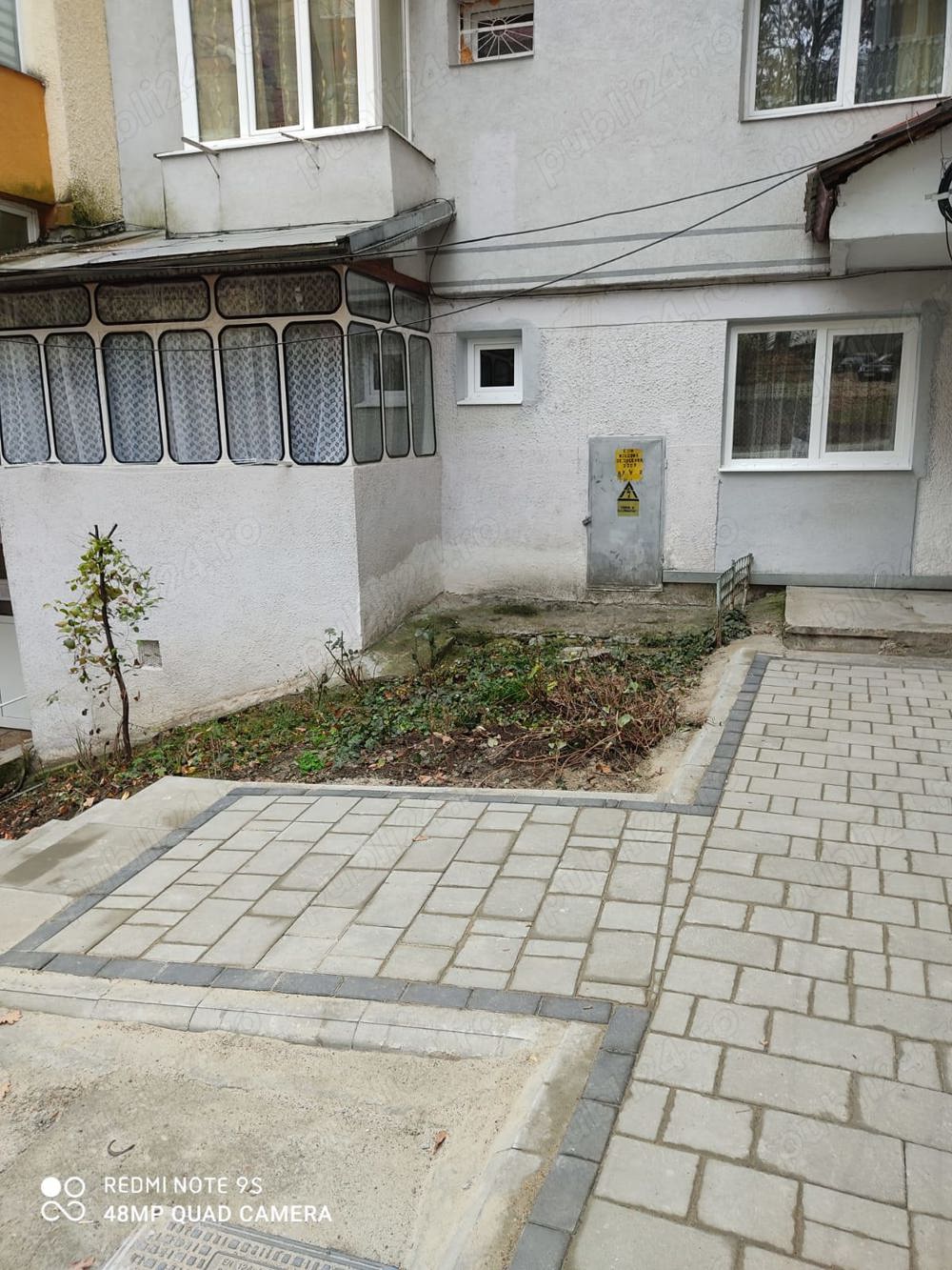 Vand urgent apartament cu 2 camere in Suceava, str. Oituz, langa Liceul Economic