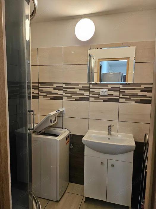 Apartament cu 2 camere de vânzare în zona Gorjului