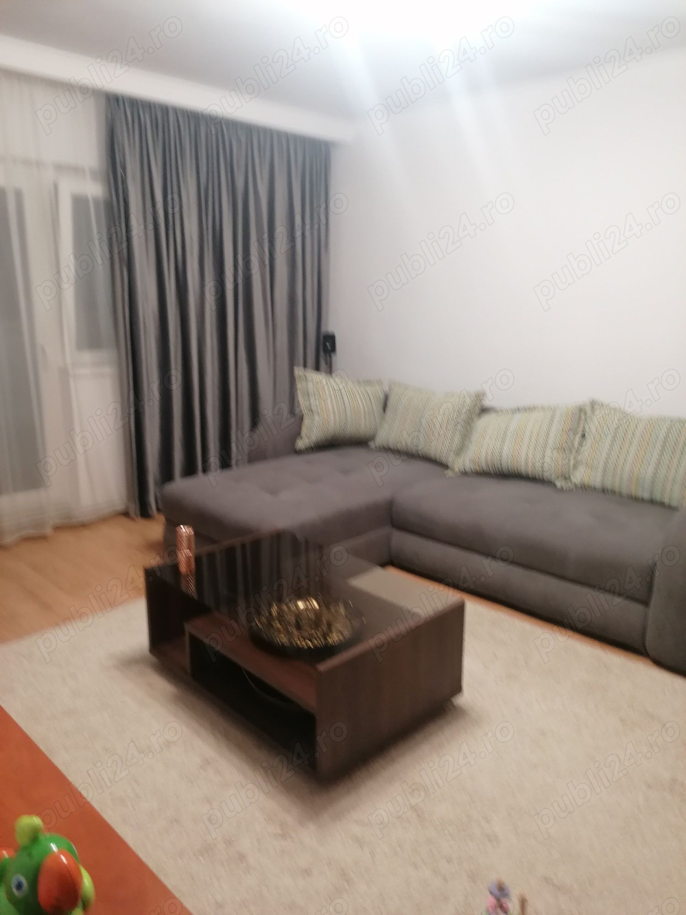 Apartament cu 2 camere de inchiriat-Sebastian-Petre Ispirescu-cu centrala