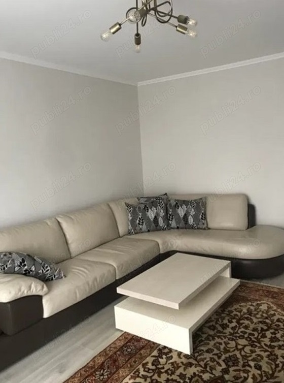 in centru pe Bulevardul Decebal ofer chirie Apartament 2 camere