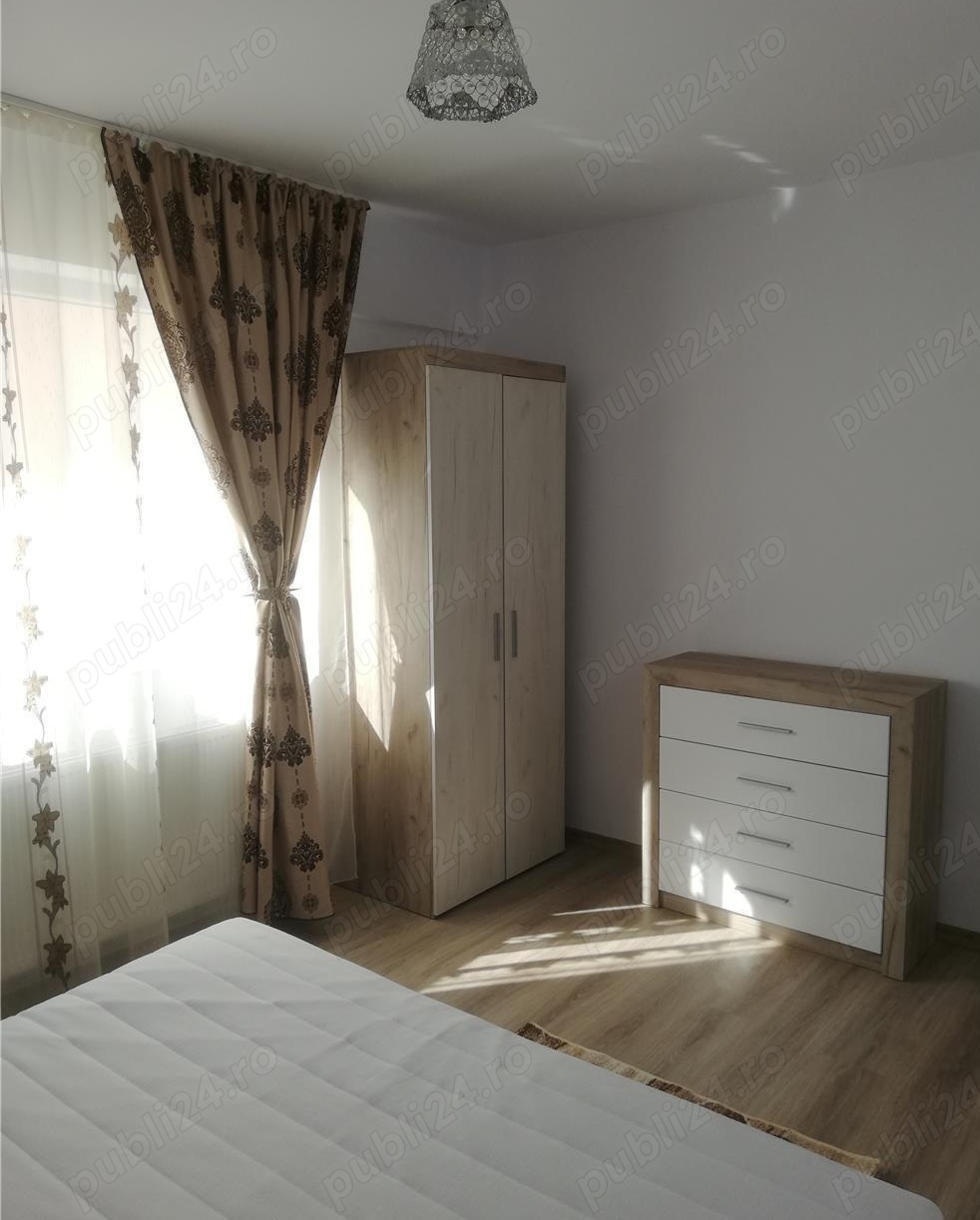 in zona DRISTOR chirie Apartament 2 camere pe Bld Camil Ressu