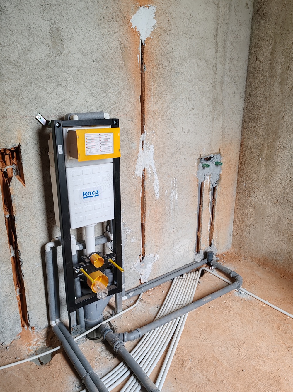 Angajez  instalator termice și sanitare 