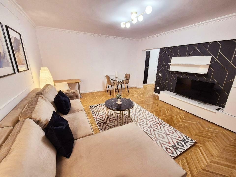 Apartament luminos Știrbei Vodă Cișmigiu