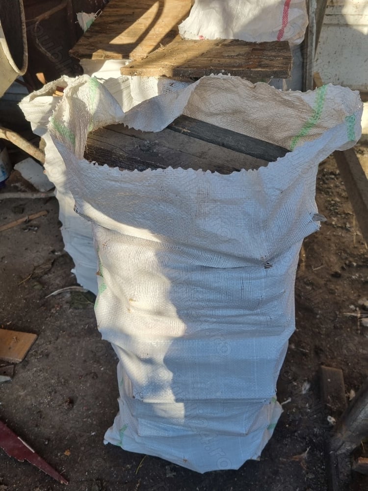 vind lemne foc-la sac