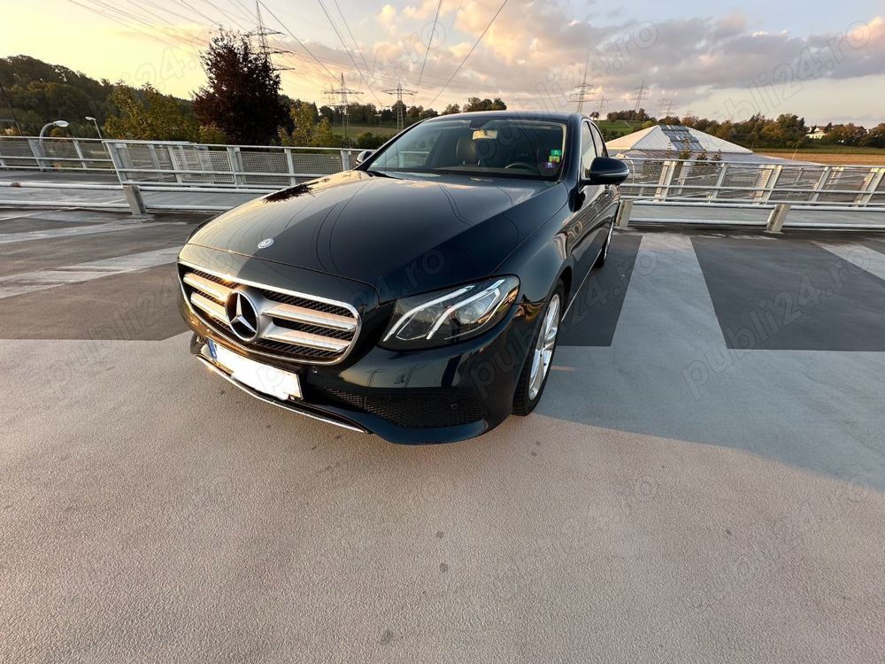 Mercedes Benz E200 D Automat 2018, Pachet Exclusiv, LED, Lumini Ambientale, Verde Cameleon, Piele
