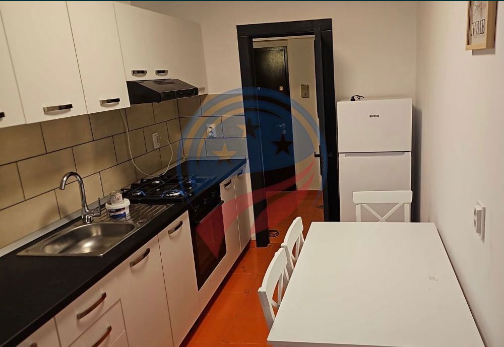 CHIRIE APARTAMENT 3 CAMERE UNIVERSITATE RENOVAT NOU