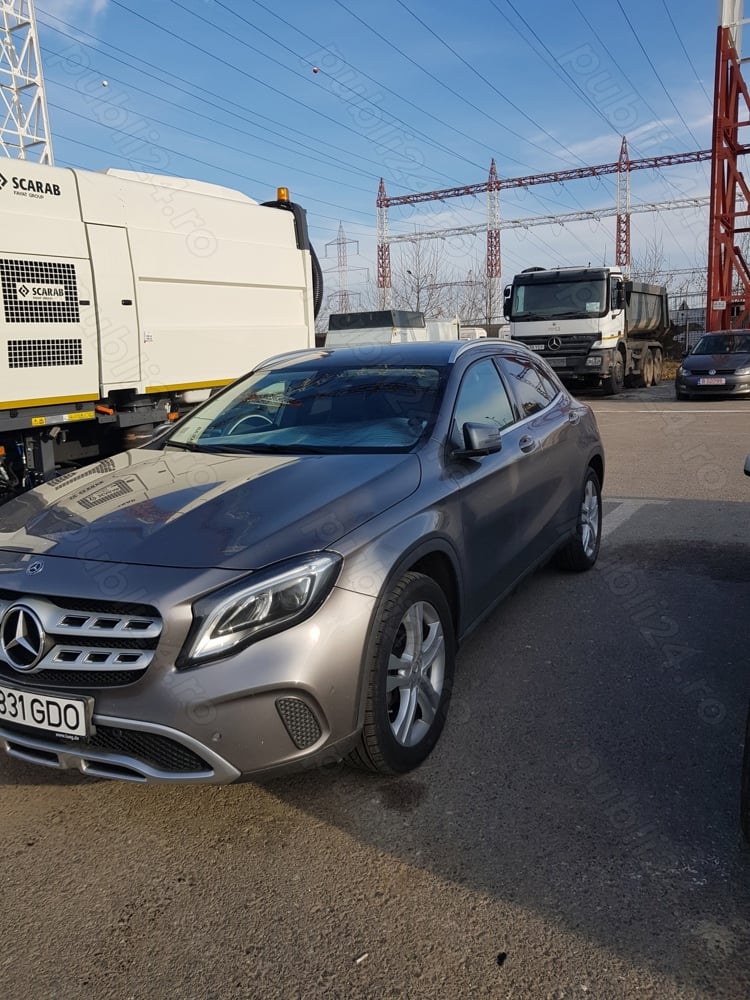 Mercedes Benz Gla 220d 4matic 178cai proprietar in acte