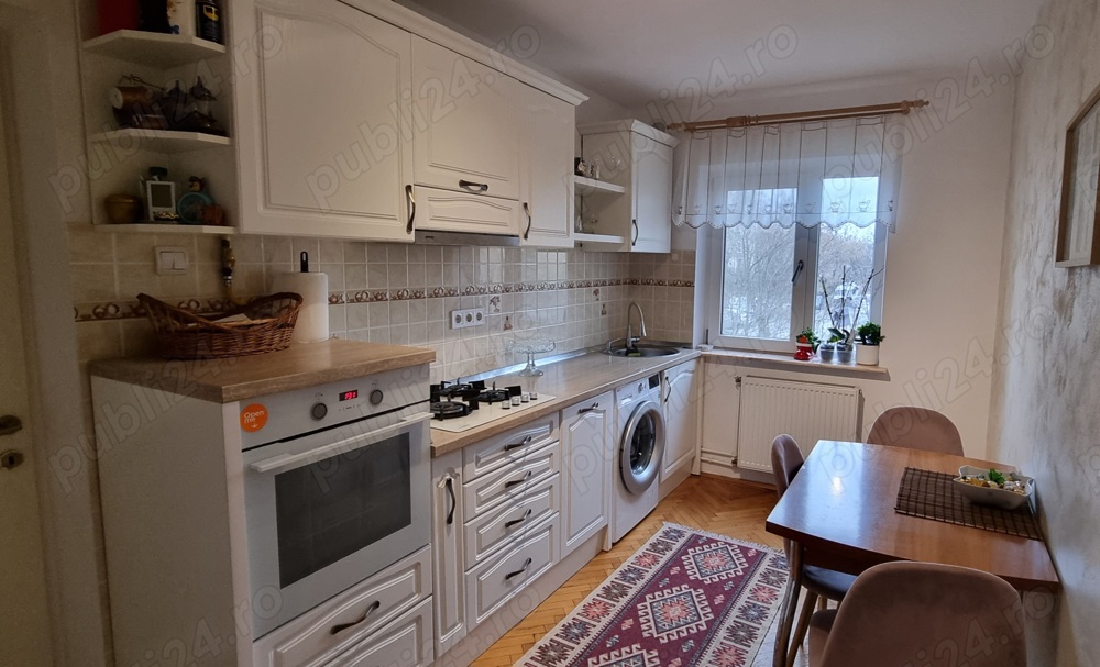 Apartament 3 camere, etaj 1, Deva, bld. M. Kogălniceanu, 70 m