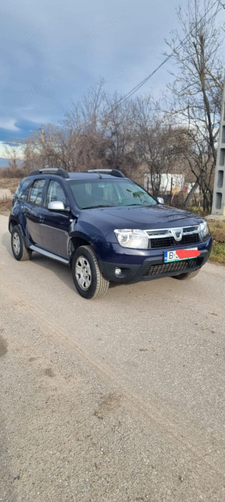 Ofer spre vanzare Dacia Duster 2012