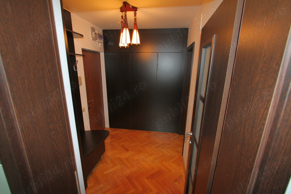 Apartament renovat, nefolosit