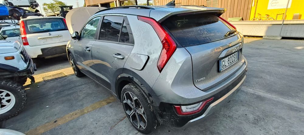 Dezmembrez Kia Niro 1.6 benzină hibrid an 2023