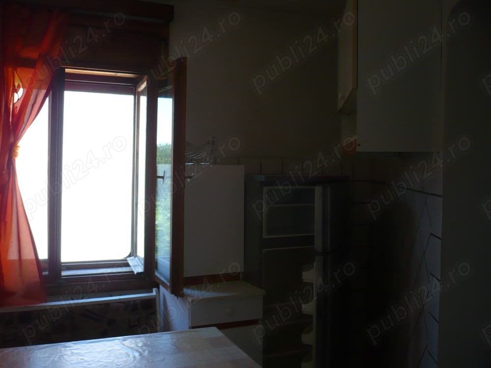 Proprietar, ofer spre inchiriere apartament cu 2 camere