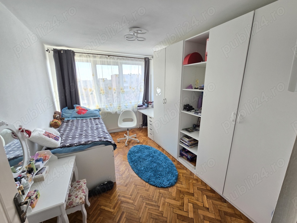 Apartament mobilat și utilat, 2 cam decomandate, 54mp, balcon, ideal pentru familie, Bălcescu, turn