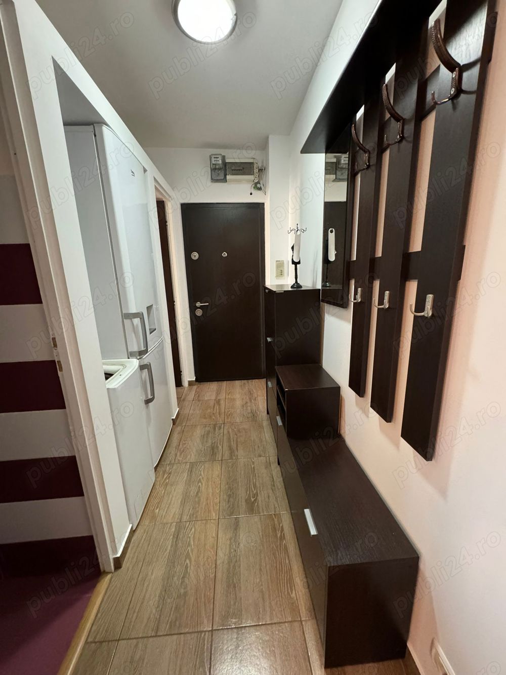 Închiriez apartament 3 camere zona Dacia