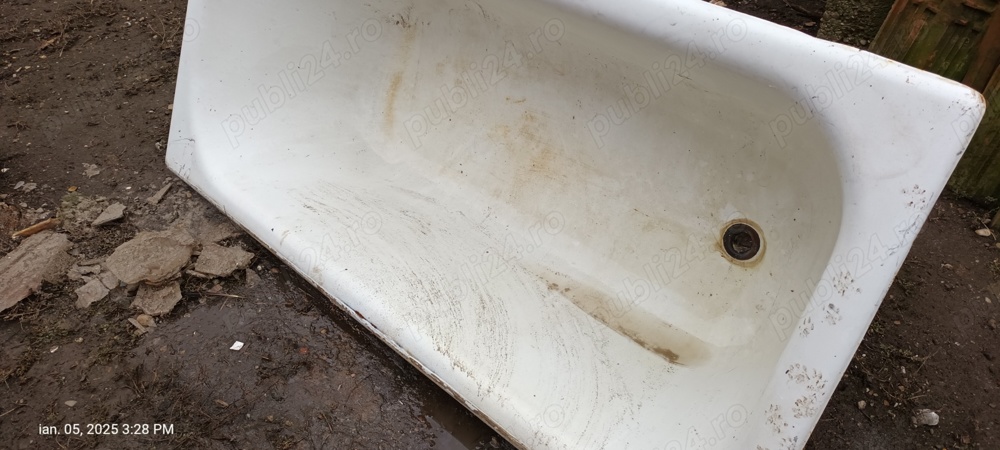 Vand cada fonta folosita