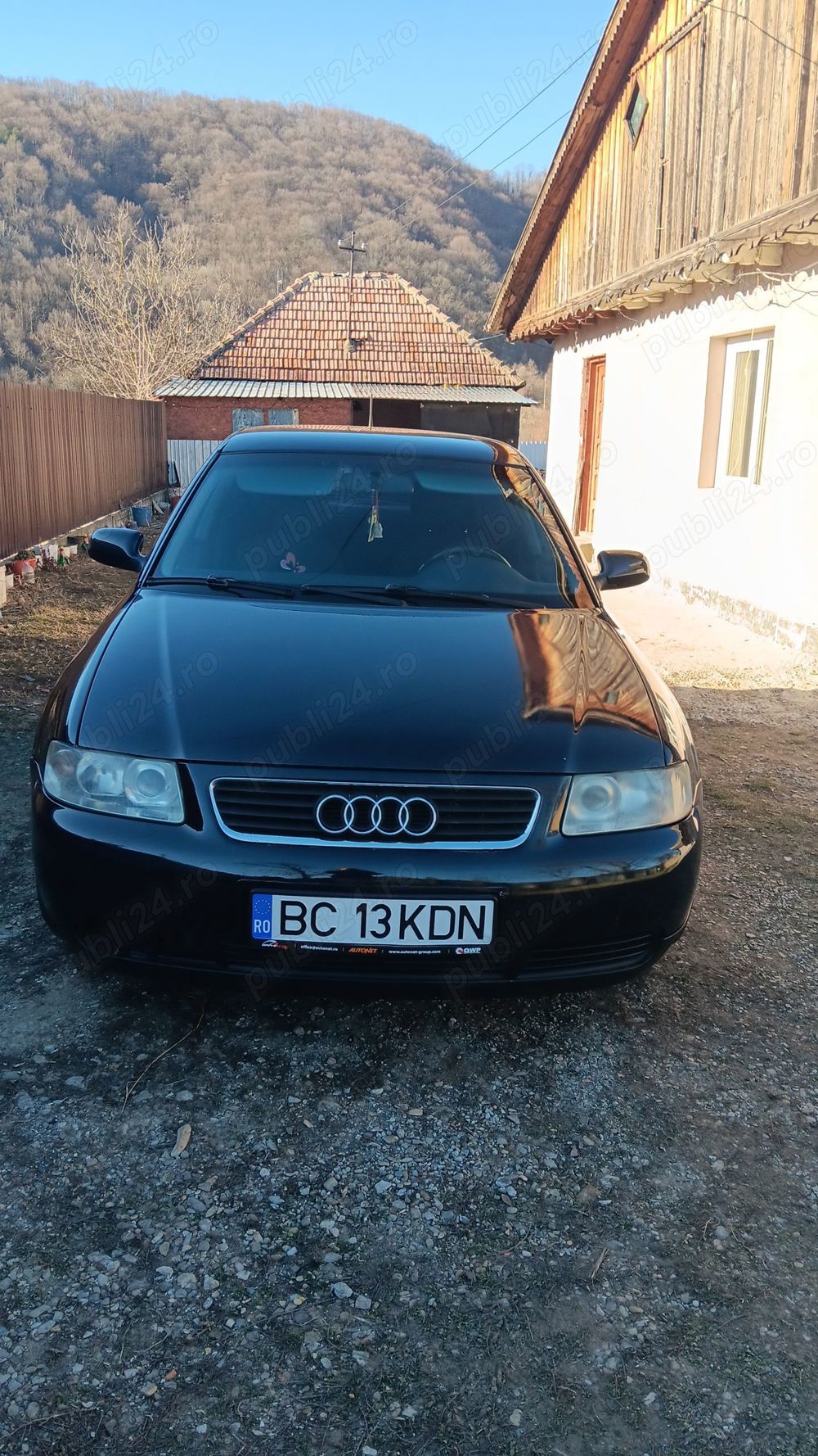 Vand Audi A 3 ... 1.6 benzina an 2002