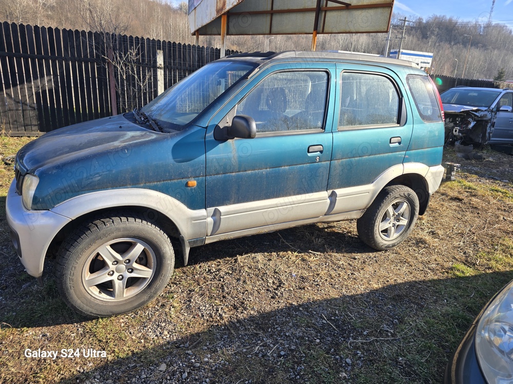 Dezmembrez DAIHATSU J1 TERIOS  motor 1300 cm ,63 kw,tip K3-VE,an 2001 4x4