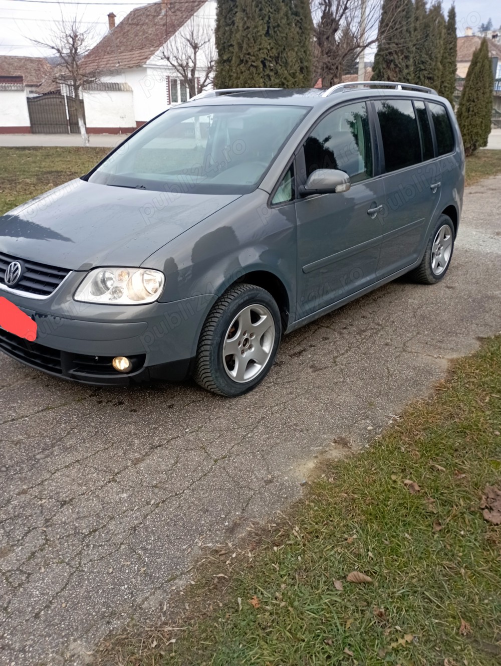 Vând Volkswagen Touran 1, 9 TDI 101 cp, climă stare perfectă!