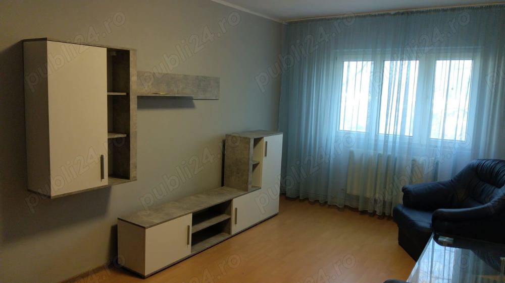 Inchiriez apartament 3 camere