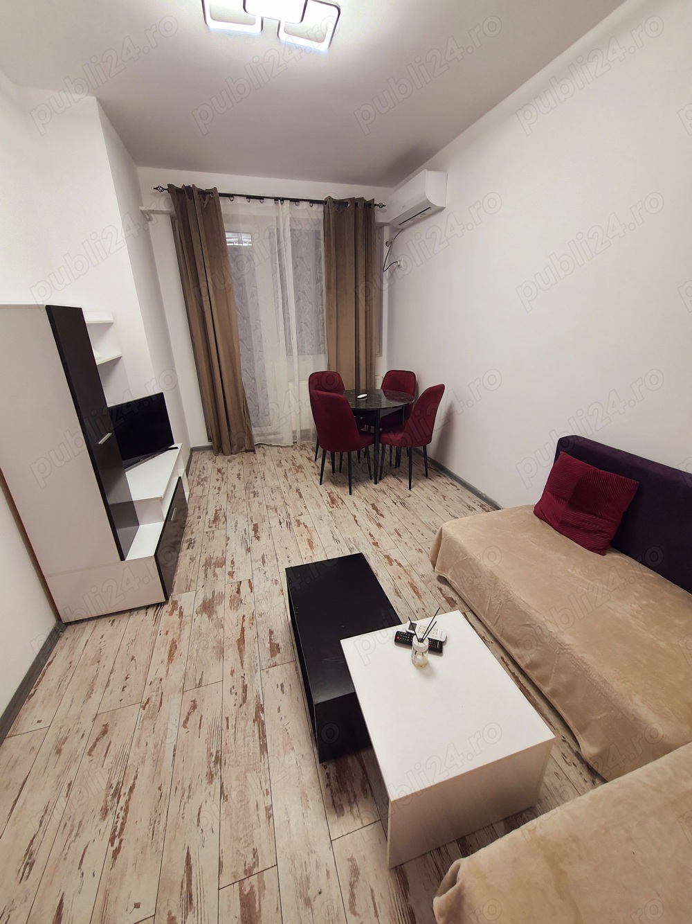 Închiriez apartament 2 camere.