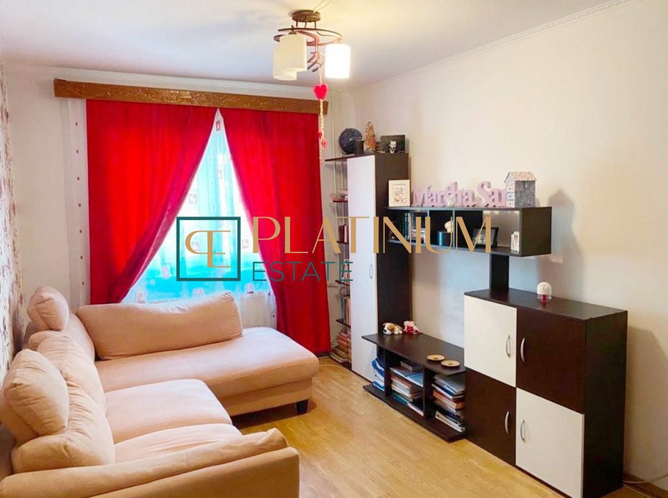 P4427 Apartament cu 3 camere DECOMANDAT, zona Calea Aradului