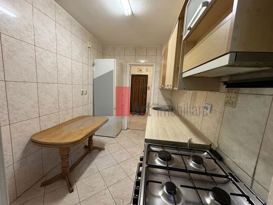 Vânzare apartament 3 camere Emil Racoviță