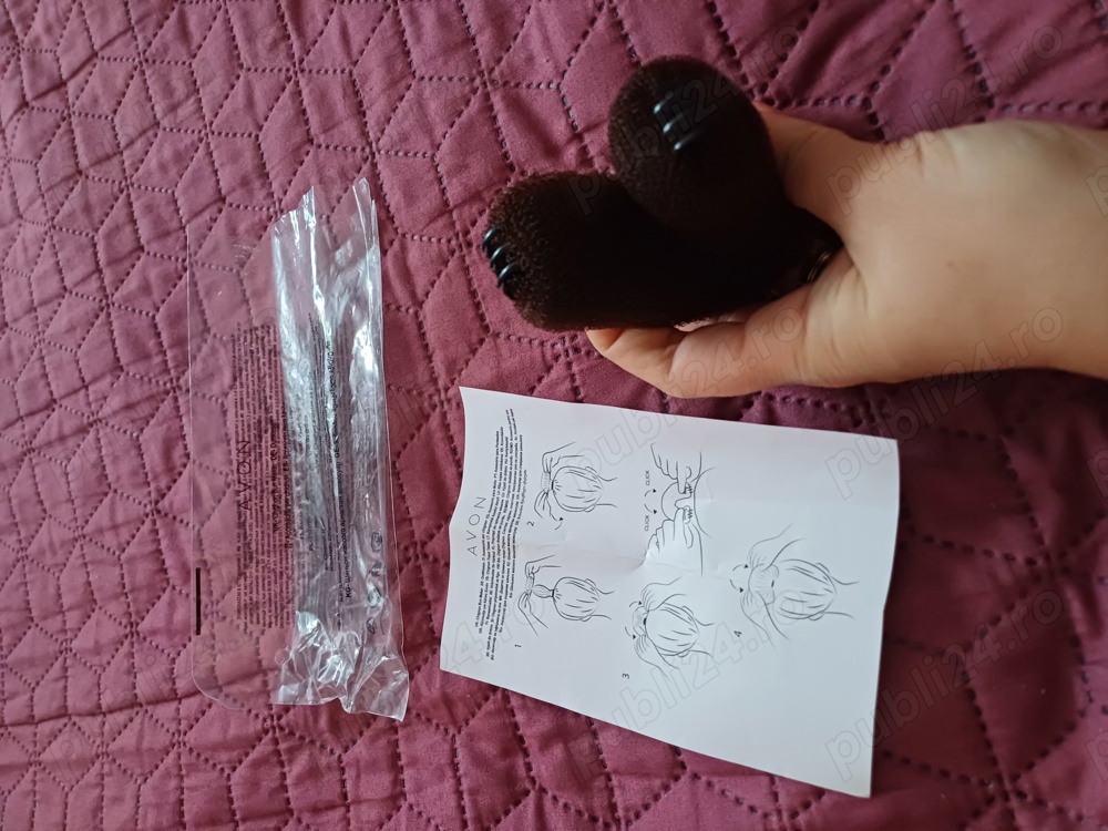 Vand accesoriu de prins parul, nou, de la Avon